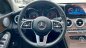 Mercedes-Benz 2020 - Xe màu đỏ